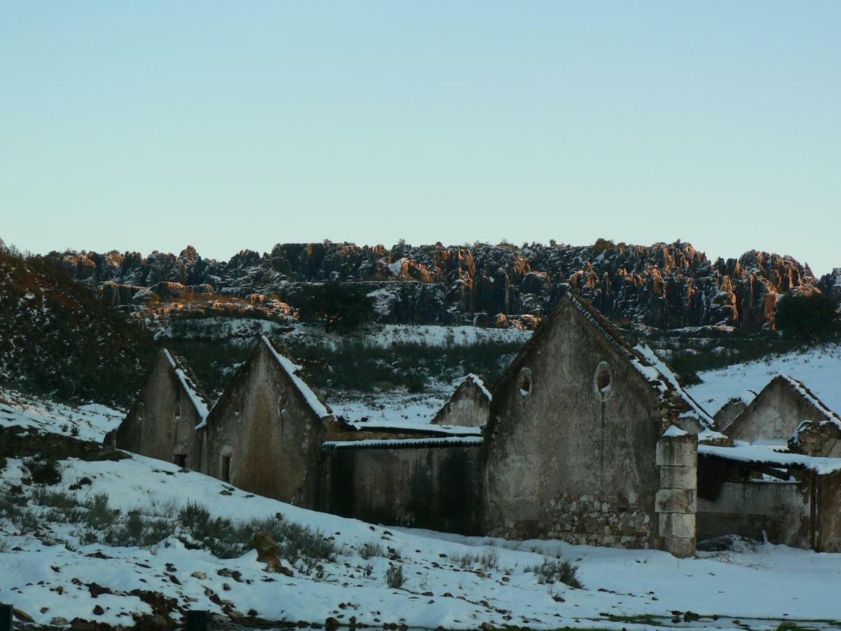 Casas Del Madrono Villa Cazalla de la Sierra Exterior foto